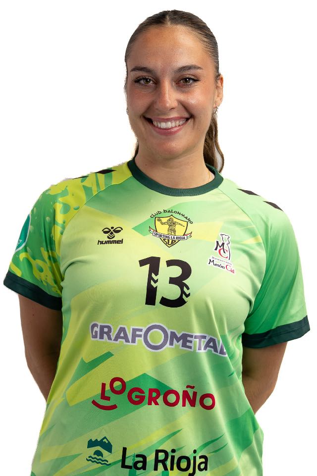 13 PAULA MILAGROS Jugadora del Grafometal Sporting La Rioja 2026/2027