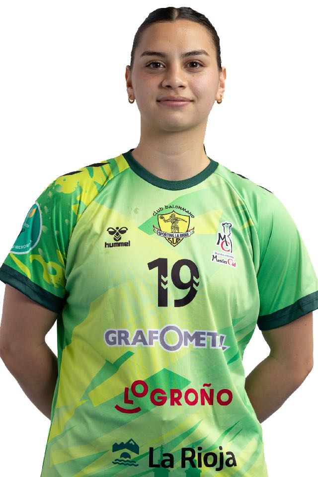 19 AZUL SPINELLI. Jugadora del Grafometal Sporting La Rioja 2026/2027